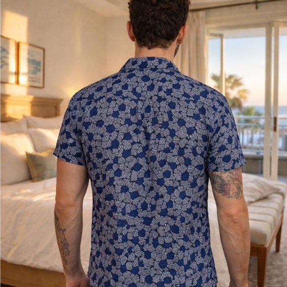 Original Penguin Short Sleeve Floral Button-Up Shirt – Blue Pattern – Men’s S - Picture 2 of 4
